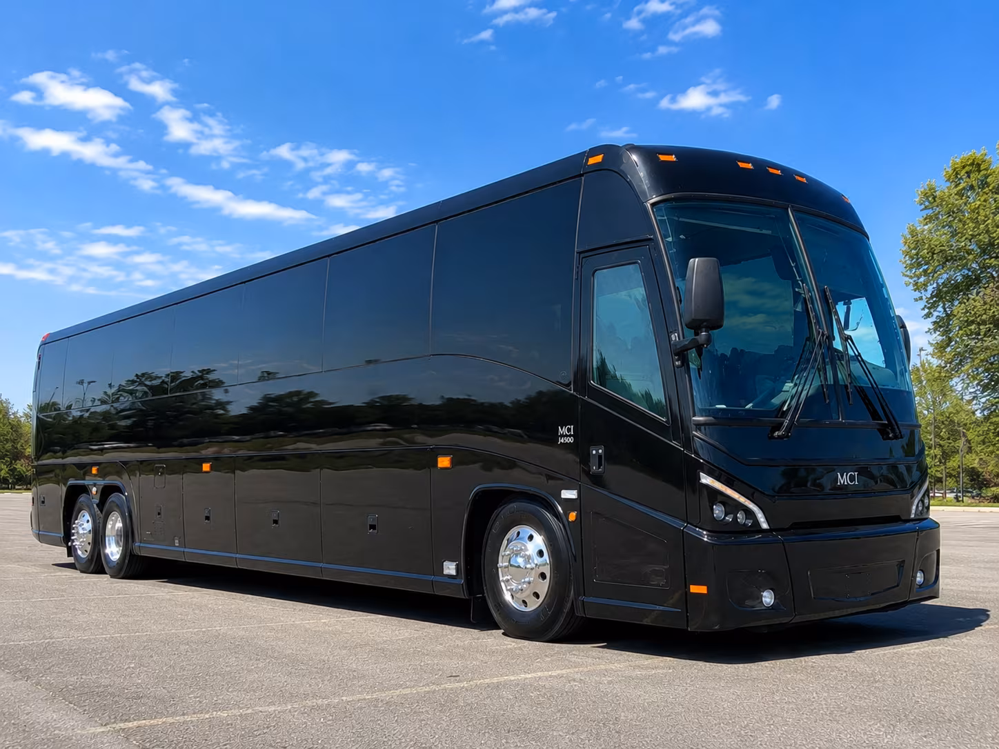 belle isle and detroit river field trip buses