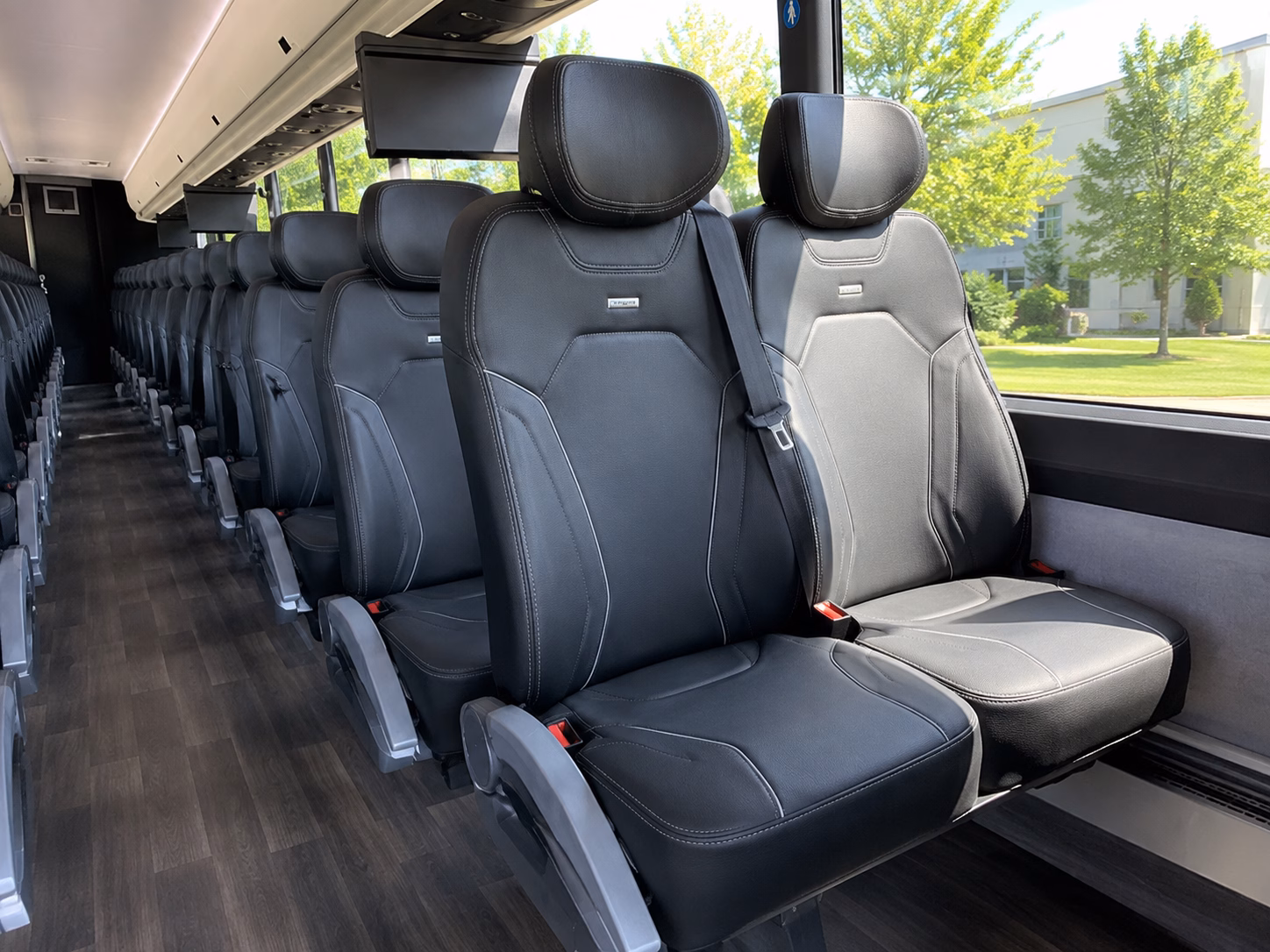 charter buses to southwest michigan s lake michigan shore wine country