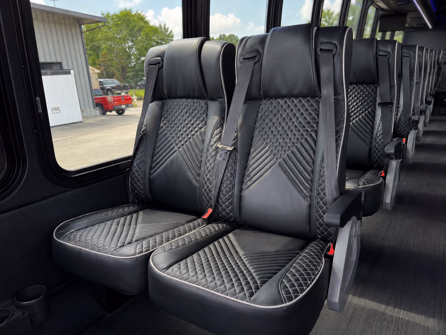 fan buses to detroit red wings and pistons games at little caesars arena