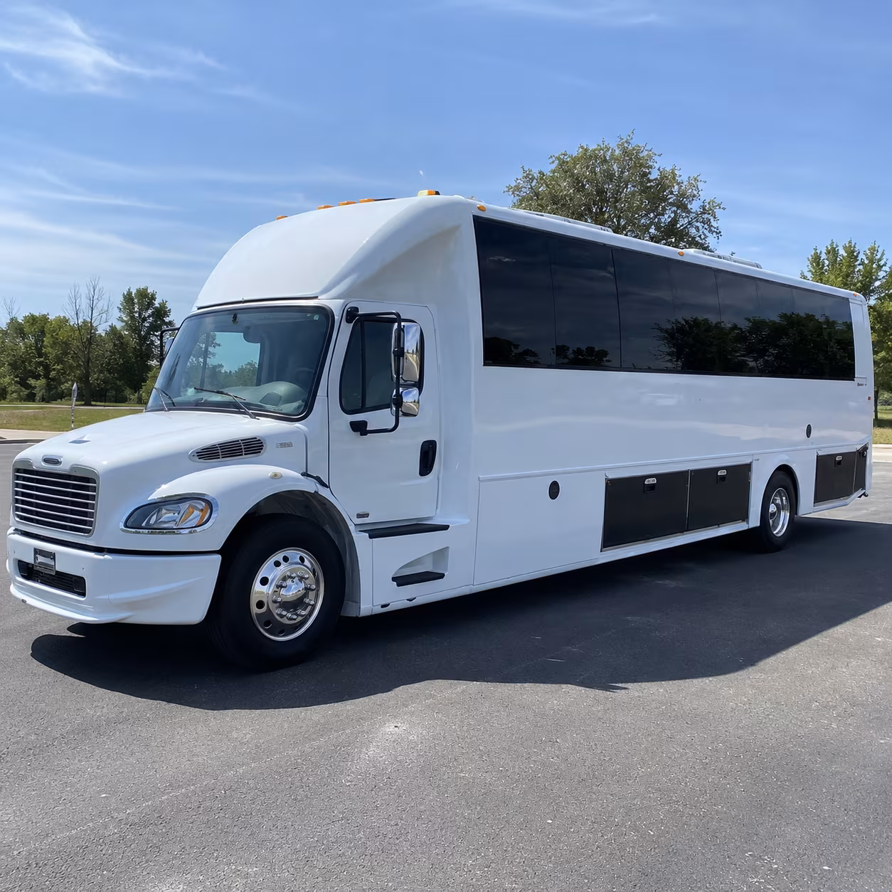 sterling heights 40 passenger party bus